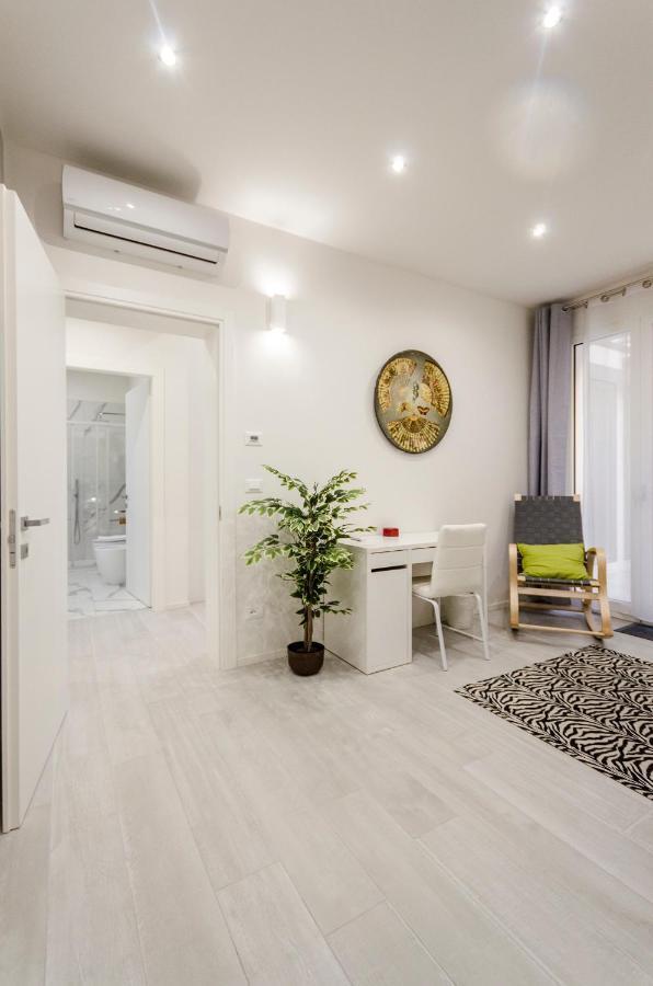 Ferienwohnung Dimora Santo Stefano: Ampia, Con Giardino Privato Bologna Exterior foto
