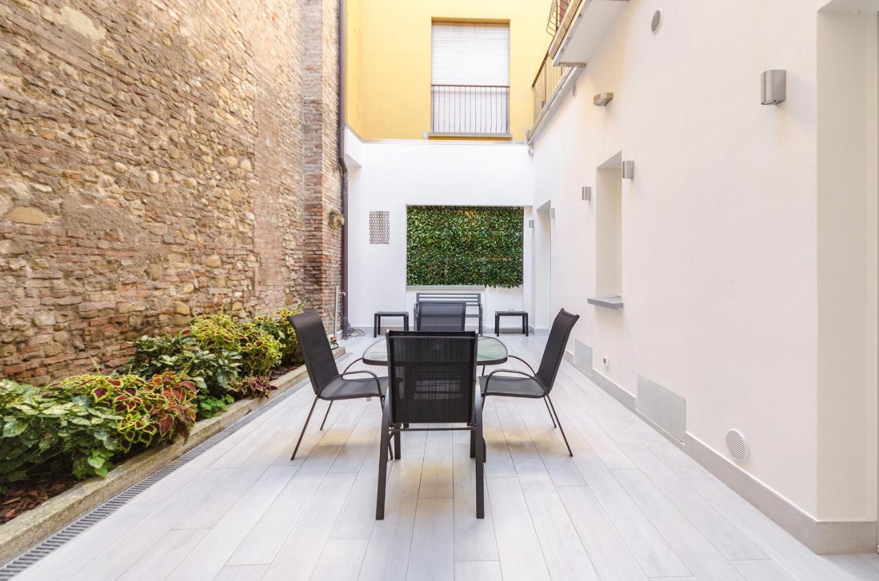 Ferienwohnung Dimora Santo Stefano: Ampia, Con Giardino Privato Bologna Exterior foto